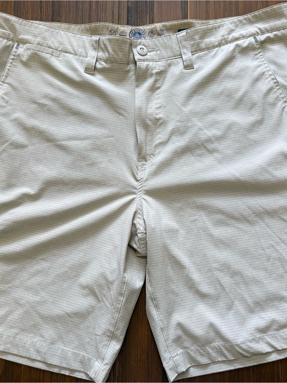 Men's Flat Front Light Beige Shorts — Classic Casual